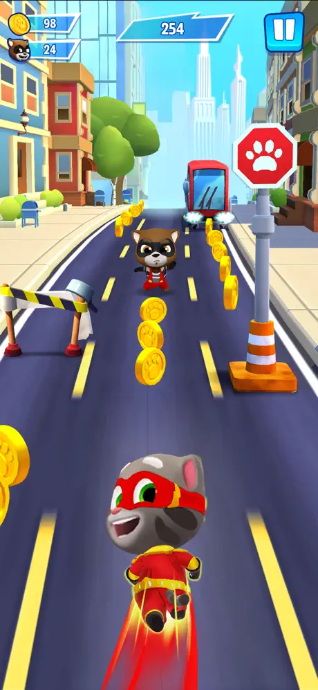 Talking Tom Hero Dash screenshot 1